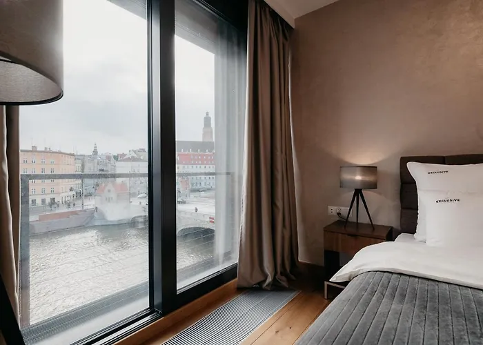 Exclusive Marina Aparthotel 4*