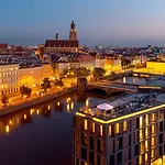 Exclusive Marina Apartahotel 4*