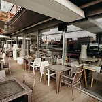 Exclusive Marina Apartahotel